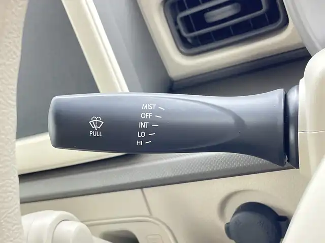スズキ ラパン G 群馬県 2025(令7)年 0.1万km未満 ピュアホワイトP 届出済未使用車　衝突被害軽減ブレーキ　レーンアシスト　オートハイビーム　リアコーナーセンサー　シートヒーター　アイドリングストップ　ヘッドライトレベライザー　プッシュスタート　スマートキー　禁煙車