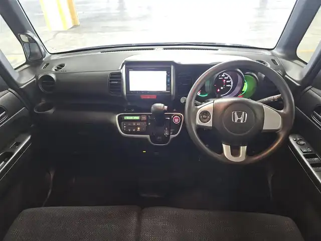 ホンダ Ｎ ＢＯＸ G Lパッケージ 宮崎県 2016(平28)年 7.6万km プレミアムアイボリーP 純正ナビ/　(Bluetooth/CD/DVD)/フルセグTV/片側パワースライドドア/バックモニター/ビルトインETC/ビークルスタビリティアシスト/オートエアコン/ステアリングスイッチ/スマートキーシステム/プッシュエンジンスタート/禁煙車