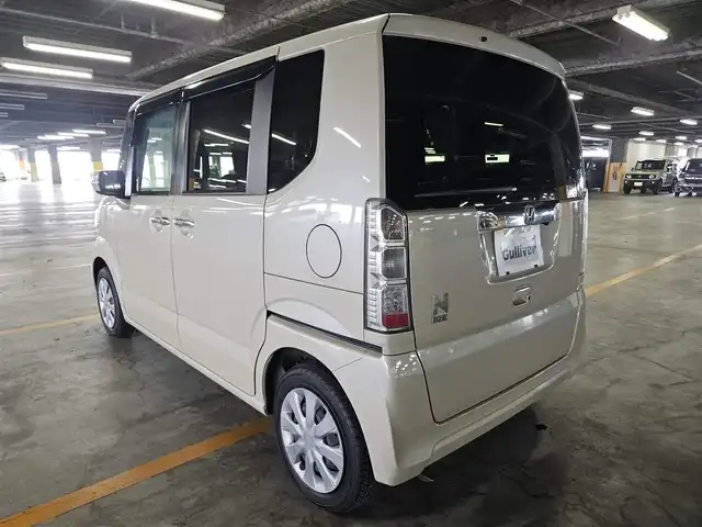 ホンダ Ｎ ＢＯＸ G Lパッケージ 宮崎県 2016(平28)年 7.6万km プレミアムアイボリーP 純正ナビ/　(Bluetooth/CD/DVD)/フルセグTV/片側パワースライドドア/バックモニター/ビルトインETC/ビークルスタビリティアシスト/オートエアコン/ステアリングスイッチ/スマートキーシステム/プッシュエンジンスタート/禁煙車