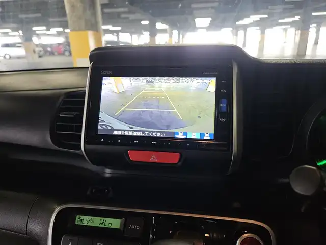 ホンダ Ｎ ＢＯＸ G Lパッケージ 宮崎県 2016(平28)年 7.6万km プレミアムアイボリーP 純正ナビ/　(Bluetooth/CD/DVD)/フルセグTV/片側パワースライドドア/バックモニター/ビルトインETC/ビークルスタビリティアシスト/オートエアコン/ステアリングスイッチ/スマートキーシステム/プッシュエンジンスタート/禁煙車