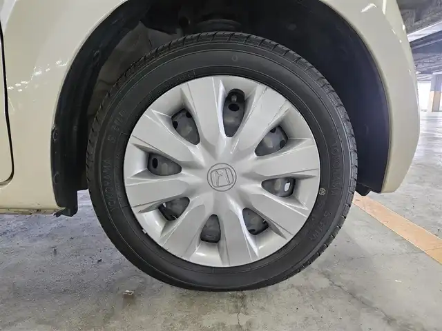 ホンダ Ｎ ＢＯＸ G Lパッケージ 宮崎県 2016(平28)年 7.6万km プレミアムアイボリーP 純正ナビ/　(Bluetooth/CD/DVD)/フルセグTV/片側パワースライドドア/バックモニター/ビルトインETC/ビークルスタビリティアシスト/オートエアコン/ステアリングスイッチ/スマートキーシステム/プッシュエンジンスタート/禁煙車