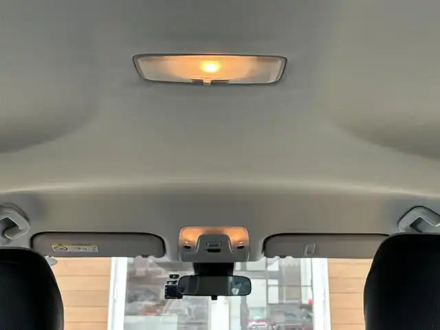 トヨタ プリウス S 宮崎県 2020(令2)年 6.3万km アティチュードブラックマイカ 純正ナビ/Bluetooth/バックカメラ/全周囲カメラ/フルセグテレビ/ETC/ドライブレコーダー/レーダークルーズコントロール/ブラインドスポットモニター/レーンディパーチャーアラート/オートマチックハイビーム/LEDヘッドライト/カーテンエアバッグ/シートカバー