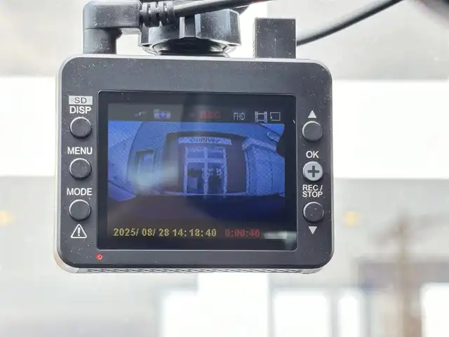 トヨタ プリウス S 宮崎県 2020(令2)年 6.3万km アティチュードブラックマイカ 純正ナビ/Bluetooth/バックカメラ/全周囲カメラ/フルセグテレビ/ETC/ドライブレコーダー/レーダークルーズコントロール/ブラインドスポットモニター/レーンディパーチャーアラート/オートマチックハイビーム/LEDヘッドライト/カーテンエアバッグ/シートカバー