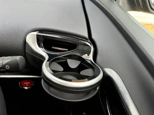 トヨタ プリウス S 宮崎県 2020(令2)年 6.3万km アティチュードブラックマイカ 純正ナビ/Bluetooth/バックカメラ/全周囲カメラ/フルセグテレビ/ETC/ドライブレコーダー/レーダークルーズコントロール/ブラインドスポットモニター/レーンディパーチャーアラート/オートマチックハイビーム/LEDヘッドライト/カーテンエアバッグ/シートカバー