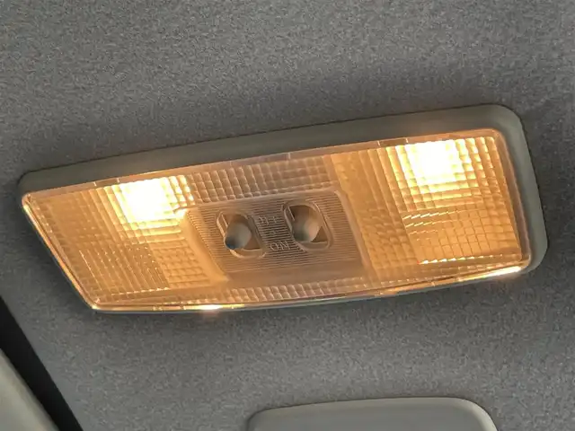 三菱 ｅＫスペース カスタムG 香川県 2014(平26)年 3.1万km シルキーホワイト 純正７型ＳＤナビ/　CD.DVD.BT.AUX.USB/バックカメラ/電動スライドドア/ＨＩＤヘッドライト/フォグライト/アイドリングストップ/純正１４インチＡＷ/スマートキー/スペアキー/純正フロアマット/純正ドアバイザー