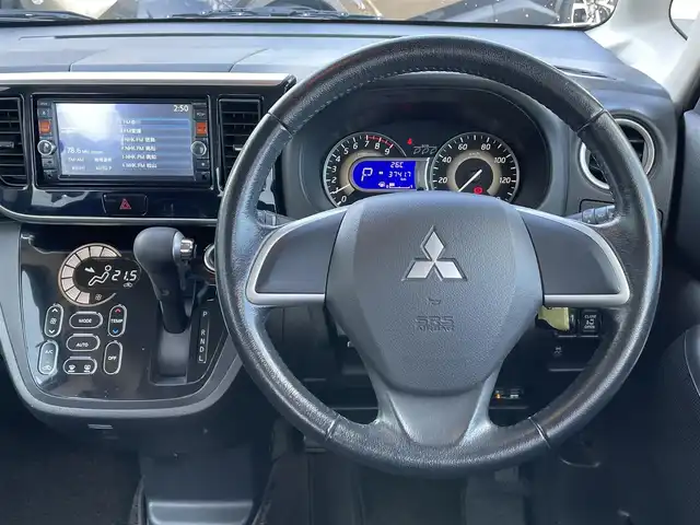 三菱 ｅＫスペース カスタムG 香川県 2014(平26)年 3.1万km シルキーホワイト 純正７型ＳＤナビ/　CD.DVD.BT.AUX.USB/バックカメラ/電動スライドドア/ＨＩＤヘッドライト/フォグライト/アイドリングストップ/純正１４インチＡＷ/スマートキー/スペアキー/純正フロアマット/純正ドアバイザー