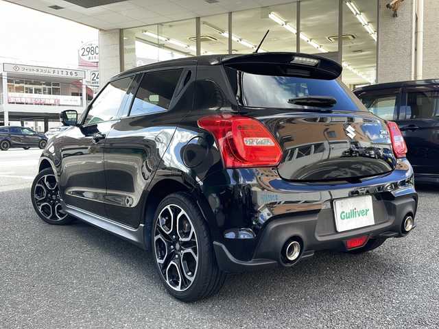 スズキ スイフト スポーツ セーフティPKG 大阪府 2019(平31)年 4.7万km スーパーブラックパール ワンオーナー/社外メモリーナビ/フルセグTV/Bluetoothオーディーオ/DVD再生/TVキャンセラー/バックカメラ/全方位カメラ/衝突軽減ブレーキ/車線逸脱警報/レーダークルーズコントロール/スマートキー/運転席シートヒーター/ETC/ドラレコ/LEDライト/純正17インチアルミホイル/スペアキー1本（スマートキー）