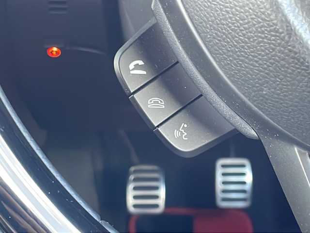 スズキ スイフト スポーツ セーフティPKG 大阪府 2019(平31)年 4.7万km スーパーブラックパール ワンオーナー/社外メモリーナビ/フルセグTV/Bluetoothオーディーオ/DVD再生/TVキャンセラー/バックカメラ/全方位カメラ/衝突軽減ブレーキ/車線逸脱警報/レーダークルーズコントロール/スマートキー/運転席シートヒーター/ETC/ドラレコ/LEDライト/純正17インチアルミホイル/スペアキー1本（スマートキー）