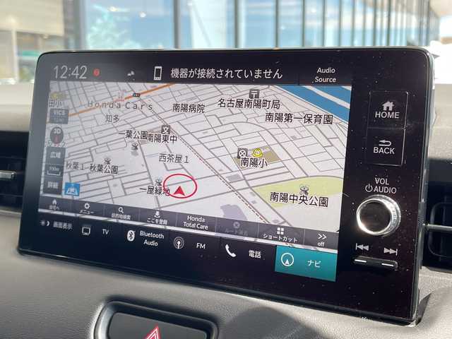 ホンダ ヴェゼル ハイブリッド e:HEV Z 愛知県 2024(令6)年 1.2万km プラチナホワイトパール 純正9型ナビ/レーダークルーズコントロール/シートヒーター/バックカメラ/電動リアゲート/コーナーセンサー/純正アルミホイール/ブラインドスポットモニター/LEDヘッドライト/パドルシフト/ステアリングヒーター/オートマチックハイビーム/ドライブレコーダー/ワイヤレス充電機/衝突軽減システム/フルセグ/Bluetooth/ステアリングスイッチ/スマートキー/プッシュスタート