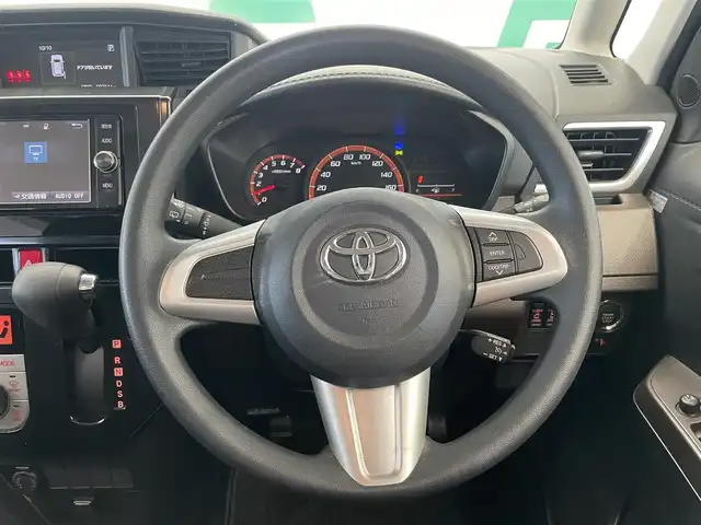 トヨタ ルーミー G 鹿児島県 2017(平29)年 5.1万km ブラックマイカメタリック ナビ/(フルセグTV/Bluetooth/DVD/CD)/クルーズコントロール/両側パワースライドドア/横滑り防止/ロールサンシェード/ＥＴＣ/アイドリングストップ/電動格納ミラー/オートライト/ヘッドライトレベライザー/純正フロアマット/プッシュスタート/スマートキー