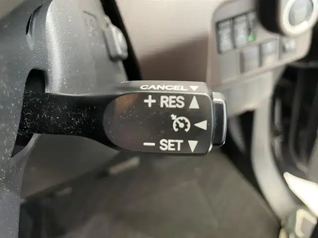 トヨタ ルーミー G 鹿児島県 2017(平29)年 5.1万km ブラックマイカメタリック ナビ/(フルセグTV/Bluetooth/DVD/CD)/クルーズコントロール/両側パワースライドドア/横滑り防止/ロールサンシェード/ＥＴＣ/アイドリングストップ/電動格納ミラー/オートライト/ヘッドライトレベライザー/純正フロアマット/プッシュスタート/スマートキー