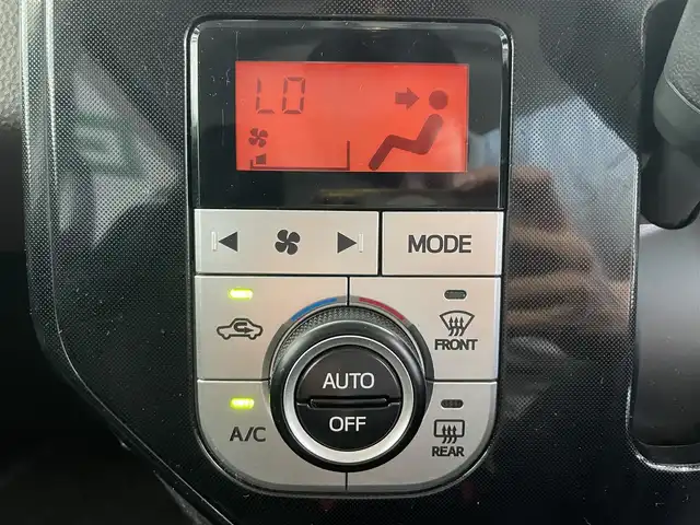 トヨタ ルーミー G 鹿児島県 2017(平29)年 5.1万km ブラックマイカメタリック ナビ/(フルセグTV/Bluetooth/DVD/CD)/クルーズコントロール/両側パワースライドドア/横滑り防止/ロールサンシェード/ＥＴＣ/アイドリングストップ/電動格納ミラー/オートライト/ヘッドライトレベライザー/純正フロアマット/プッシュスタート/スマートキー