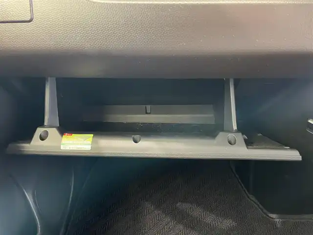 トヨタ ルーミー G 鹿児島県 2017(平29)年 5.1万km ブラックマイカメタリック ナビ/(フルセグTV/Bluetooth/DVD/CD)/クルーズコントロール/両側パワースライドドア/横滑り防止/ロールサンシェード/ＥＴＣ/アイドリングストップ/電動格納ミラー/オートライト/ヘッドライトレベライザー/純正フロアマット/プッシュスタート/スマートキー