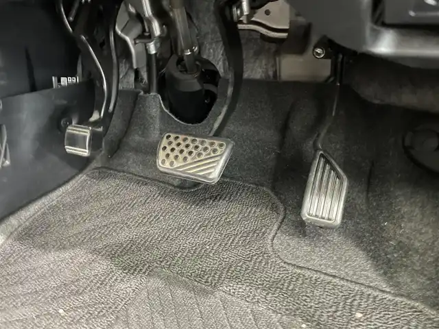 トヨタ ルーミー G 鹿児島県 2017(平29)年 5.1万km ブラックマイカメタリック ナビ/(フルセグTV/Bluetooth/DVD/CD)/クルーズコントロール/両側パワースライドドア/横滑り防止/ロールサンシェード/ＥＴＣ/アイドリングストップ/電動格納ミラー/オートライト/ヘッドライトレベライザー/純正フロアマット/プッシュスタート/スマートキー