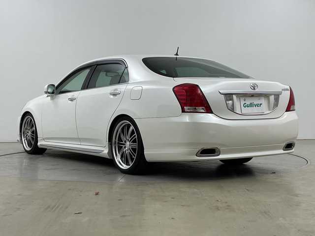 トヨタ クラウン マジェスタ Cタイプ 道央・札幌 2010(平22)年 7.6万km ホワイトパールクリスタルシャイン ・サンルーフ/・純正メーカーマルチナビ/・CD/DVD/HDD/フルセグTV/BT）/・バックカメラ　/・シートヒーター/エアシート　/・レザーシート/パワーシート　/・リアサンシェード　/・ステアリングスイッチ　/・純正フロアマット　/・ＬＥＤオートライト　/・ビルトインＥＴＣ/・スマートキー/スペアキー/・クルーズコントロール/・MTモード付AT/・クールボックス/・電動格納ミラー/・ウィンカーミラー/・フォグランプ/・エアサスコントロール