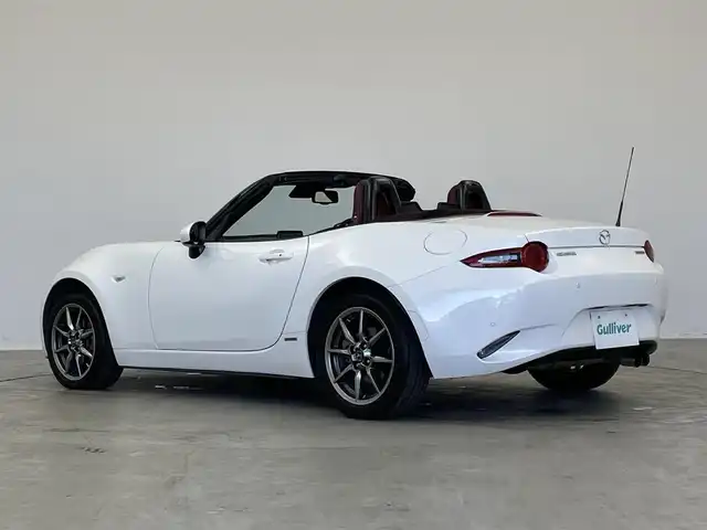 マツダ ロードスター 100周年特別記念車 埼玉県 2020(令2)年 1.9万km スノーフレイクホワイトパールマイカ 純正SDナビ/　TV BT AUX USB DVD CD/6MT車/BOSEサウンド/レーザーシート/シートヒーター/LEDオートライト/クルーズコントロール/コーナーセンサー