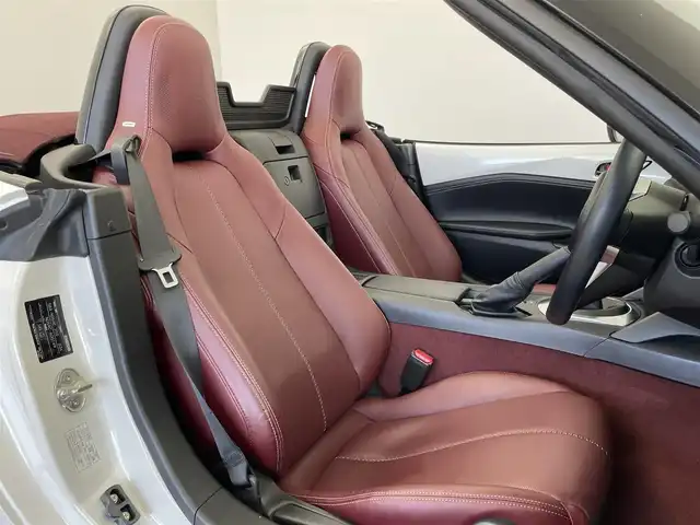 マツダ ロードスター 100周年特別記念車 埼玉県 2020(令2)年 1.9万km スノーフレイクホワイトパールマイカ 純正SDナビ/　TV BT AUX USB DVD CD/6MT車/BOSEサウンド/レーザーシート/シートヒーター/LEDオートライト/クルーズコントロール/コーナーセンサー