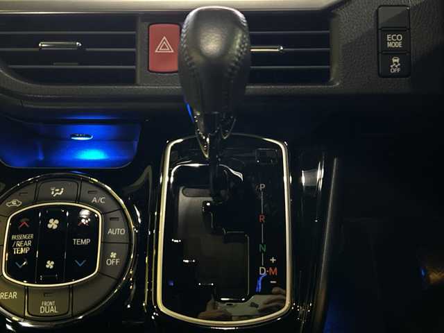 トヨタ ノア Si ダブルバイビー 茨城県 2018(平30)年 2.5万km ブラック モデリスタエアロ/ALPINE11型ナビ【EX11Z】/(地デジTV・CD・DVD・BT・ラジオ再生)/ALPINE12型フリップダウンモニター/両側パワースライドドア/プリクラッシュセーフティ/クルーズコントロール/レーンアシスト/バックカメラ/ビルトインETC/オートライト/LEDヘッドライト/純正16inアルミホイール/純正フロアマット/スマートキー/取扱説明書