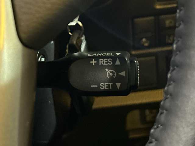 トヨタ ノア Si ダブルバイビー 茨城県 2018(平30)年 2.5万km ブラック モデリスタエアロ/ALPINE11型ナビ【EX11Z】/(地デジTV・CD・DVD・BT・ラジオ再生)/ALPINE12型フリップダウンモニター/両側パワースライドドア/プリクラッシュセーフティ/クルーズコントロール/レーンアシスト/バックカメラ/ビルトインETC/オートライト/LEDヘッドライト/純正16inアルミホイール/純正フロアマット/スマートキー/取扱説明書