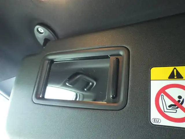 トヨタ ヴォクシー ZS 煌Ⅱ 千葉県 2019(令1)年 5.6万km ホワイトパールクリスタルシャイン 両側パワースライドドア/8インチ社外メモリーナビ/地デジTV/【DVD/CD再生機能　Bluetooth接続】/バックカメラ/革巻きステアリング/ステアリングスイッチ/ETC/LEDヘッドライト/ウインカーミラー/純正16インチアルミホイル/スマートキー