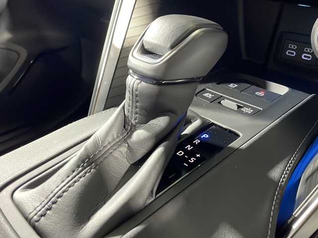 トヨタ ハリアー ハイブリッド G 福岡県 2023(令5)年 1.7万km ブラック ・純正ディスプレイオーディオ/・Bluetooth/・エアロパーツ（モデリスタ）/・フルセグTV/・前後コーナーセンサー/・ワンオーナー/・パワーシート/・スマートキー/・プッシュスタート