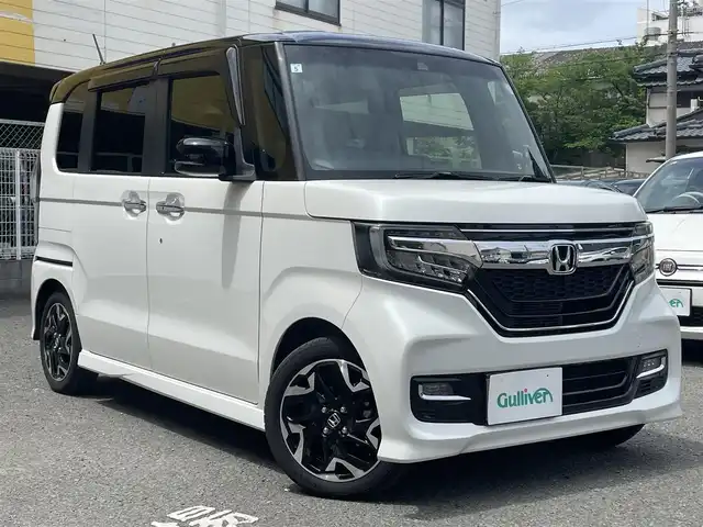 ホンダ Ｎ ＢＯＸ カスタム G L ターボ ホンダセンシング 和歌山県 2019(令1)年 2.3万km プラチナホワイトパール 社外ナビ（AM/FM/CD/DVD/ワンセグ・フルセグTV/IPOD/SD/USB/AUX/BLUETOOTH)/前後ドラレコ/ETC/純正マット/純正バイザー/クルーズコントロール/プリクラッシュセーフティ/オートライト/プッシュスタート/両側パワースライドドア/バックカメラ