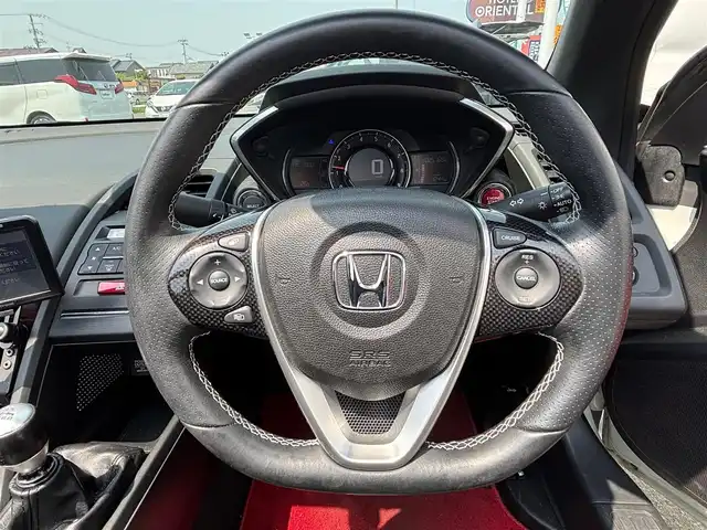 ホンダ Ｓ６６０ α 宮城県 2017(平29)年 2.6万km プレミアムスターホワイトパール シティブレーキアクティブシステム/＝＝＝/6速MT/クルーズコントロール/社外ポータブルナビ（CN-G510D）/ETC/ハーフレザーシート/革巻きステアリング/LEDヘッドライト/LEDポジションランプ/オートライト/スマートキー/プッシュスタート/純正アルミホイール/無限フロアマット/Wエアバッグ