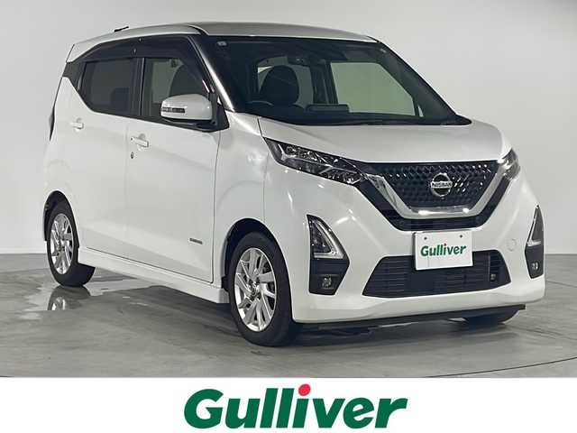 日産 デイズ 福岡県 2021(令3)年 3.2万km パール 純正ナビ/アラウンドビューモニター/フルセグ/Bluetooth/ETC/W+サイドエアバッグ/前後ドライブレコーダー/エマージェンシーブレーキ/レーンキープ/先行車発車お知らせ/前後コーナーセンサー/アイドリングストップ/純正アルミ/DVD/スペアキー/スマートキー/オートライト