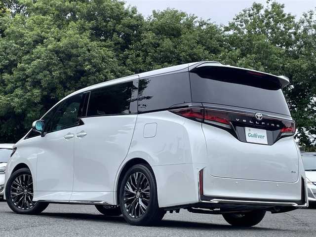 トヨタ ヴェルファイア ハイブリット Z プレミア 東京都 2024(令6)年 1.2万km プラチナホワイトパールマイカ ワンオーナー/寒冷地仕様/デジタルインナーミラー/スペアタイヤ/左右独立ムーンルーフ/14インチディスプレイオーディオ/コネクティッドナビ/フルセTV・Bluetoothオーディオ/フリップダウンモニター/三眼LEDヘッドランプ/ブラインドスポットモニター/トヨタチームメイト/パノラミックビューモニター/デュアルパワースライドドア/パワーバックドア/プレミアムナッパ本革シート(サンセットブラウン)/パワーシート/ヒーター/ベンチレーション/トヨタセーフティセンス