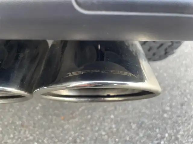 クライスラー・ジープ ジープ ラングラー アンリミテッド サハラ 静岡県 2019(令1)年 3.3万km 青 衝突軽減ブレーキ　/黒革　/ＡＣＣ　/純正ナビＴＶ　/バックカメラ　/ＥＴＣ　/ＬＥＤ　/ＪＩＰＰＥＳＥＮマフラー　/ＪＩＰＰＥＳＥＮ１７ＡＷ　/シートヒーター　/ハンドルヒーター　/コーナーセンサー　/スペアキー