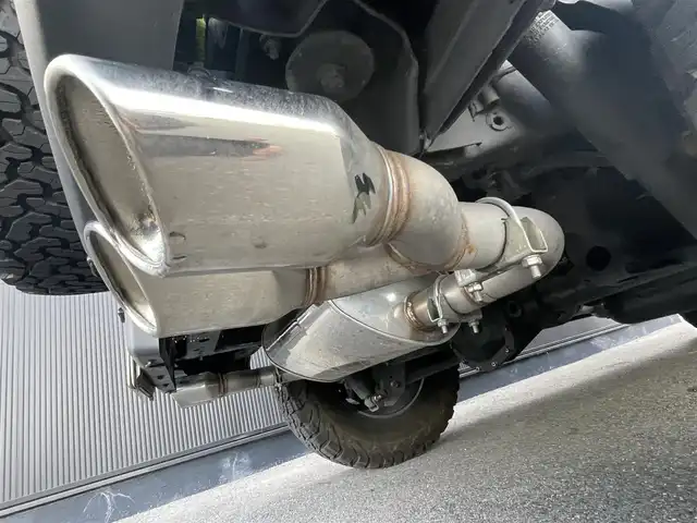 クライスラー・ジープ ジープ ラングラー アンリミテッド サハラ 静岡県 2019(令1)年 3.3万km 青 衝突軽減ブレーキ　/黒革　/ＡＣＣ　/純正ナビＴＶ　/バックカメラ　/ＥＴＣ　/ＬＥＤ　/ＪＩＰＰＥＳＥＮマフラー　/ＪＩＰＰＥＳＥＮ１７ＡＷ　/シートヒーター　/ハンドルヒーター　/コーナーセンサー　/スペアキー