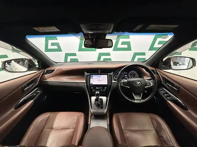 トヨタ ハリアー プログレス メタル&レザーP 鹿児島県 2017(平29)年 5.7万km ホワイトパールクリスタルシャイン ＪＢＬサウンド　/純正ナビ　/Ｂｌｕｅｔｏｏｔｈ　/フルセグＴＶ　/全方位カメラ　/サンルーフ　/レザーシート　/シートヒーター　/エアシート　/Ｄ席シートメモリ　/パワーバックドア　/前後コーナーセンサー　/純正アルミ/ベンチレーション/ドアバイザー/ブレーキホールド/ステリモ/電動パーキングブレーキ/カーテンエアバッグ