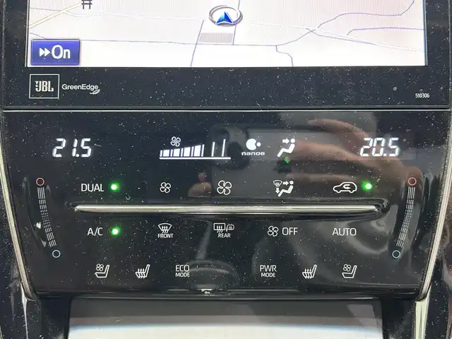 トヨタ ハリアー プログレス メタル&レザーP 鹿児島県 2017(平29)年 5.7万km ホワイトパールクリスタルシャイン ＪＢＬサウンド　/純正ナビ　/Ｂｌｕｅｔｏｏｔｈ　/フルセグＴＶ　/全方位カメラ　/サンルーフ　/レザーシート　/シートヒーター　/エアシート　/Ｄ席シートメモリ　/パワーバックドア　/前後コーナーセンサー　/純正アルミ/ベンチレーション/ドアバイザー/ブレーキホールド/ステリモ/電動パーキングブレーキ/カーテンエアバッグ