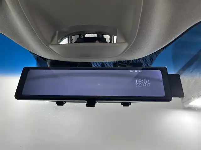 ホンダ フリード G 佐賀県 2023(令5)年 1.5万km プレミアムクリスタルブルークリスタル 社外９型ナビ/（フルセグTV/CD/DVD/USB/Bluetooth/SD録音）/衝突被害軽減ブレーキ/バックカメラ/ドライブレコーダー/レーンキープアシスト/追従型クルーズコントロール/ハーフレザーシート/シートヒーター/純正アルミホイール/ＬＥＤヘッドライト/オートライト/ETC/横滑り防止装置/盗難防止装置/アイドリングストップ