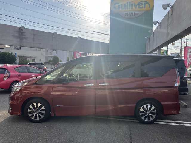 日産 セレナ ハイウェイスター 愛知県 2017(平29)年 13.8万km マルーンレッド 2トーン エマージェンシーブレーキ/純正9インチSDナビ/純正リヤフリップダウンモニター/DVD&CD&Blu-rayビデオ/地デジフルセグ/バックカメラ/LEDヘッドライト/オートライト/クルーズコントロール/ビルトインETC/インテリジェントキー×2ケ/ハンズフリーパワースライドドア/純正アルミホイル/保証書取説有り