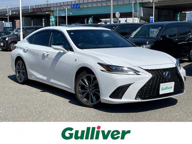 レクサス ＥＳ 300h Fスポーツ 石川県 2020(令2)年 4.2万km ホワイトノーヴァガラスフレーク ワンオーナー/純正ナビ/フルセグTV/全方位カメラ/LEDヘッドライト/ETC/サンルーフ/革シート/レクサスセーフティ/レーダークルーズ/純正アルミホイール/スマートキー/プッシュスタート/電動ミラー/レーンアシスト/ドライブレコーダー/保証書
