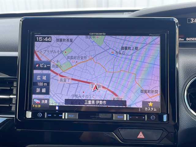 ホンダ Ｎ ＢＯＸ カスタム L ターボ 三重県 2021(令3)年 4.3万km プラチナホワイトパール 社外8型ナビ/バックカメラ/前席シートヒーター/両側パワースライドドア/衝突軽減ブレーキ/レーンキープアシスト/先行車発進お知らせ/標識認識/レーダークルーズコントロール/パドルシフト/LEDヘッドライト/フォグライト/社外前後ドライブレコーダー/ステアリングリモコン/USB給電/電動格納ミラー/禁煙車