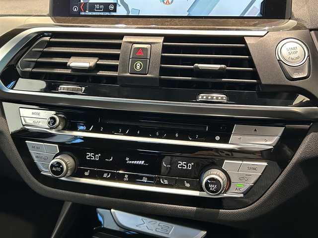 ＢＭＷ Ｘ３ xDrive20d Mスポーツ 福岡県 2018(平30)年 4.4万km アルピンホワイトⅢ ハイラインＰＫＧ　/黒革　/純正ナビ／ＴＶ　/パーキングアシスト＋　/Ｂｌｕｅｔｏｏｔｈ　/ＨＵＤ　/ＡＣＣ　/ＢＳＭ　/コンフォートアクセス　/メモリ付パワーシート　/前席シートヒーター　/ＯＰ２０ＡＷ　/前後ドラレコ
