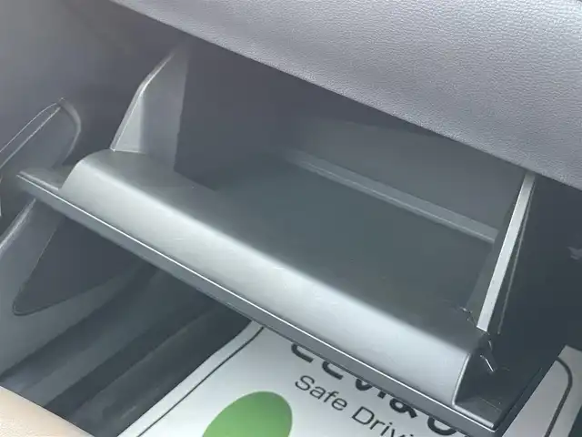 トヨタ カローラ クロス ハイブリッド Z 千葉県 2024(令6)年 1万km センシュアルレッドマイカ トヨタセーフティセンス/　衝突軽減ブレーキ/レーンキープアシスト/　レーダークルーズコントロール/オートハイビーム/　クリアランスソナー/ブラインドスポットモニター/トヨタチームメイト/　アドバンストパーク/8インチディスプレイオーディオ/　フルセグ/BT/カープレイ/USB/全方位カメラ/ステアリングスイッチ/ETC/電動パーキングブレーキ/ブレーキホールド/パワーバックドア/ハーフレザーシート/パワーシート(D席)/シートヒーター(D/N席)/LEDヘッドライト/オートライト/フォグライト/純正フロアマット/純正18インチAW