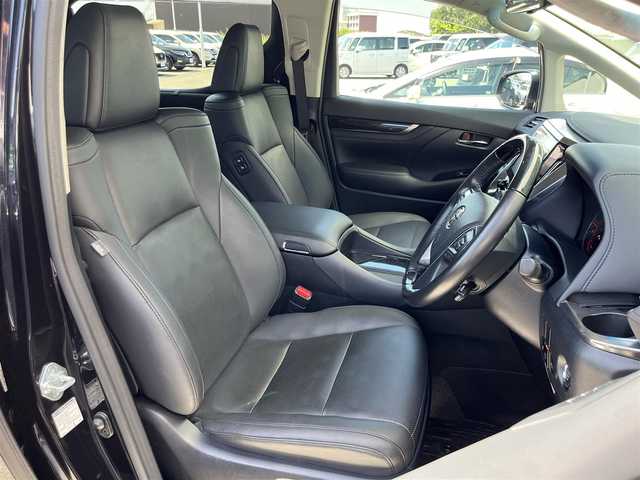 トヨタ アルファード S Cパッケージ 奈良県 2020(令2)年 4.3万km スパークリングブラックパールクリスタルシャイン 純正9インチディスプレイオーディオ/（フルセグ/BT/AppleCarPlay/AndroidAuto)/レーダークルーズコントロール/バックカメラ/ブラインドスポットモニター/前後コーナーセンサー/プリクラッシュセーフティ/レーンキープアシスト/両側パワースライドドア/電動リアゲート/全席パワーシート/運転席メモリーシート/前席シートヒーター/前席エアーシート/ハンドルヒーター/後席サンシェード/デジタルインナーミラー/前方ドライブレコーダー/ETC/純正18インチAW/保証書/取り扱い説明書/スペアキーX1