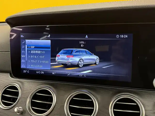 メルセデス・ベンツ Ｍ・ベンツ Ｅ２２０ｄ SWアバンギャルド AMGライン 群馬県 2019(平31)年 8.6万km ポーラホワイト 安全装備/・アクティブブレーキシステム/・ブラインドスポット/・ESP横滑り防止/・レーンキープアシスト/・全方位カメラ/・クルーズコントロール/・クリアランスソナー/・オートライト/・オートマチックハイビーム/・SOSコール/12.3インチ純正ワイドナビ/・AM/FM/USB/・フルセグTV/SD/・Bluetooth/・ブルメスター/LEDヘッドライト/サンルーフ/ETC/全席シートヒーター/前席シートメモリー/電動パーキング/純正フロアマット/純正19インチアルミホイール/スマートキー/プッシュスタート