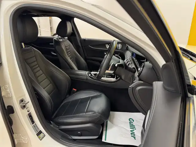 メルセデス・ベンツ Ｍ・ベンツ Ｅ２２０ｄ SWアバンギャルド AMGライン 群馬県 2019(平31)年 8.6万km ポーラホワイト 安全装備/・アクティブブレーキシステム/・ブラインドスポット/・ESP横滑り防止/・レーンキープアシスト/・全方位カメラ/・クルーズコントロール/・クリアランスソナー/・オートライト/・オートマチックハイビーム/・SOSコール/12.3インチ純正ワイドナビ/・AM/FM/USB/・フルセグTV/SD/・Bluetooth/・ブルメスター/LEDヘッドライト/サンルーフ/ETC/全席シートヒーター/前席シートメモリー/電動パーキング/純正フロアマット/純正19インチアルミホイール/スマートキー/プッシュスタート