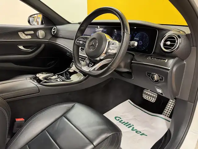 メルセデス・ベンツ Ｍ・ベンツ Ｅ２２０ｄ SWアバンギャルド AMGライン 群馬県 2019(平31)年 8.6万km ポーラホワイト 安全装備/・アクティブブレーキシステム/・ブラインドスポット/・ESP横滑り防止/・レーンキープアシスト/・全方位カメラ/・クルーズコントロール/・クリアランスソナー/・オートライト/・オートマチックハイビーム/・SOSコール/12.3インチ純正ワイドナビ/・AM/FM/USB/・フルセグTV/SD/・Bluetooth/・ブルメスター/LEDヘッドライト/サンルーフ/ETC/全席シートヒーター/前席シートメモリー/電動パーキング/純正フロアマット/純正19インチアルミホイール/スマートキー/プッシュスタート