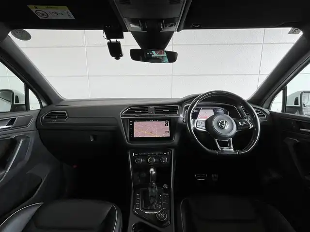 フォルクスワーゲン ティグアン TDI 4モーション Rライン 山形県 2019(令1)年 7万km 白 4WD/純正ナビ/CD/DVD/Bluetooth/フルセグTV/360°カメラ/レーンアシスト/サイドアシスト/フロントアシスト/アダプティブクルーズコントロール/リヤトラフィックアラート/前後ドライブレコーダー/シートヒーターD/N席