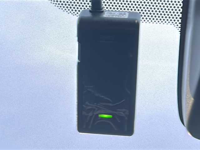 トヨタ アクア 石川県 2018(平30)年 6万km ブラックマイカ ワンオーナー/トヨタセーフティセンス/・衝突軽減ブレーキ/・レーンキープアシスト/・コーナーセンサー/純正SDナビゲーション/【Bluetooth・ワンセグ・CD・SD・AUX】/ビルトインETC/バックカメラ/エンジンプッシュスタート/・スマートキー/・スペアキー/ハロゲンヘッドライト/・オートライト/・オートハイビーム/前席シートヒーター/純正マット/ステアリングリモコン/横滑り防止装置/保証書/取扱説明書