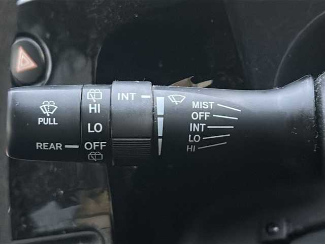 トヨタ アクア 石川県 2018(平30)年 6万km ブラックマイカ ワンオーナー/トヨタセーフティセンス/・衝突軽減ブレーキ/・レーンキープアシスト/・コーナーセンサー/純正SDナビゲーション/【Bluetooth・ワンセグ・CD・SD・AUX】/ビルトインETC/バックカメラ/エンジンプッシュスタート/・スマートキー/・スペアキー/ハロゲンヘッドライト/・オートライト/・オートハイビーム/前席シートヒーター/純正マット/ステアリングリモコン/横滑り防止装置/保証書/取扱説明書