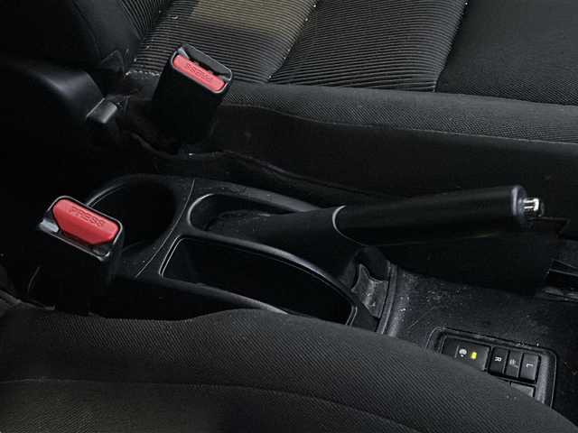 トヨタ アクア 石川県 2018(平30)年 6万km ブラックマイカ ワンオーナー/トヨタセーフティセンス/・衝突軽減ブレーキ/・レーンキープアシスト/・コーナーセンサー/純正SDナビゲーション/【Bluetooth・ワンセグ・CD・SD・AUX】/ビルトインETC/バックカメラ/エンジンプッシュスタート/・スマートキー/・スペアキー/ハロゲンヘッドライト/・オートライト/・オートハイビーム/前席シートヒーター/純正マット/ステアリングリモコン/横滑り防止装置/保証書/取扱説明書