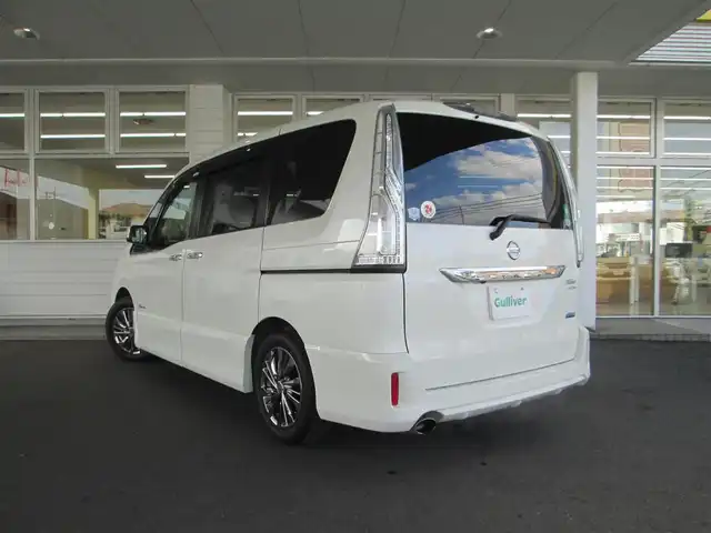 日産 セレナ ライダー パフォ Bライン S HV 千葉県 2014(平26)年 5.3万km ブリリアントホワイトパール 純正8型SDナビ、フルセグTV/バックカメラ/純正オーディオ【DVD/CD/BT/SD/USB】/純正後席フリップダウンモニター/両側パワースライドドア/LEDヘッドライト&ハロゲンフォグ/クルーズコントロール/車線逸脱防止警報装置/横滑り防止装置/アイドリングストップ/革巻きステアリング/社外スピーカー/社外前方ドライブレコーダー/ビルトインETC/スペアキー/取扱説明書/ナビ取扱説明書/新車時保証書