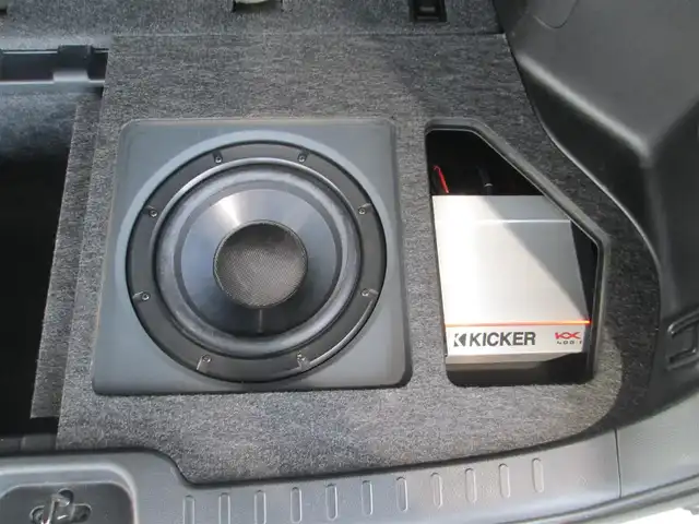 日産 セレナ ライダー パフォ Bライン S HV 千葉県 2014(平26)年 5.3万km ブリリアントホワイトパール 純正8型SDナビ、フルセグTV/バックカメラ/純正オーディオ【DVD/CD/BT/SD/USB】/純正後席フリップダウンモニター/両側パワースライドドア/LEDヘッドライト&ハロゲンフォグ/クルーズコントロール/車線逸脱防止警報装置/横滑り防止装置/アイドリングストップ/革巻きステアリング/社外スピーカー/社外前方ドライブレコーダー/ビルトインETC/スペアキー/取扱説明書/ナビ取扱説明書/新車時保証書