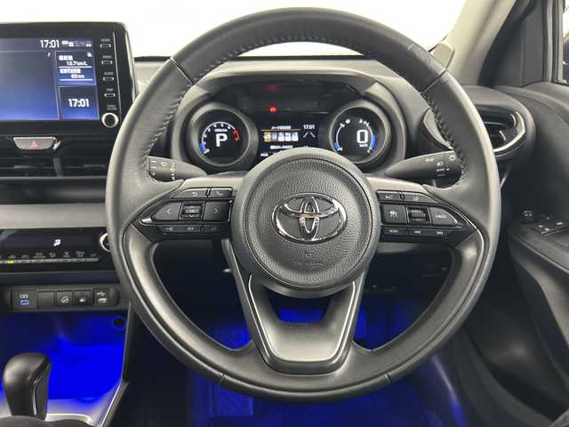 トヨタ ヤリスクロス G 愛知県 2023(令5)年 2.6万km ベージュ 禁煙車/４WD/純正8インチディスプレイオーディオ/（AM/FM/Bluetooth/USB/フルセグTV）/全方位カメラ/トヨタセーフティセンス/・プリクラッシュセーフティ/・レーントレーシングアシスト/・レーダークルーズコントロール/・オートマチックハイビーム/・クリアランスソナー/・パーキングサポートブレーキ/・ロードサインアシスト/ETC/前後ドライブレコーダー/マルチテレインセレクト/ダウンヒルアシスト/純正16インチアルミホイール/スマートキー/スペアキー1本/プッシュスタート/LEDヘッドライト/フロントフォグランプ/オートライト/純正フロアマット/電子パーキングブレーキ/オートホールド